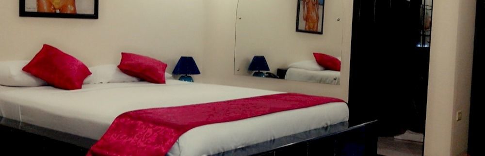 Centauro Hotel Angeles Esterno foto